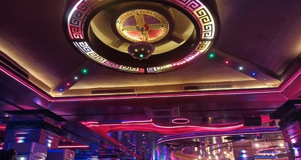 Chalet Bar / chalet Bar