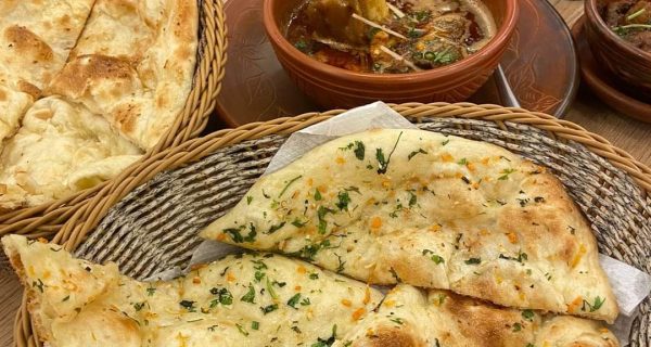 Desi Woondaal photo 4