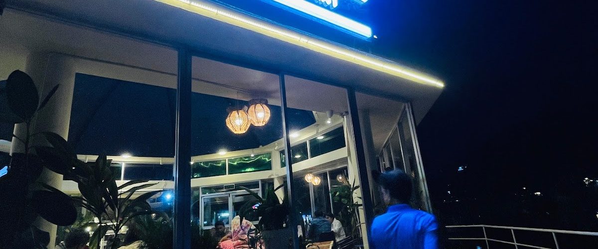 Lake Town Restaurant