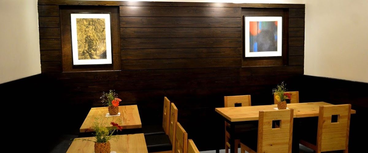 Pinewood Cafe n’ Restaurant