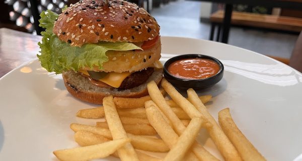 Pinewood Cafe n’ Restaurant photo 2