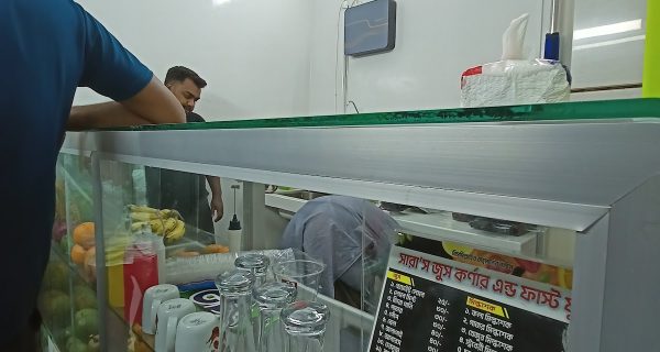 Sara’s juice corner & fast food photo 2