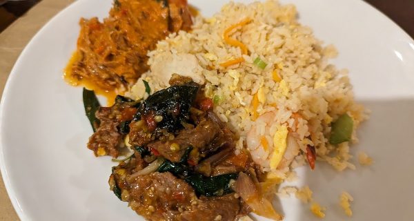 Thai Emerald Uttara photo 4