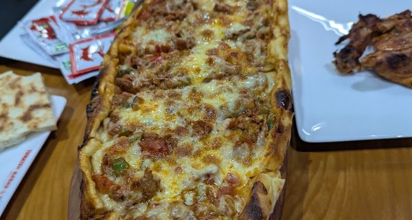 Turkish Kabab Pizza photo 4